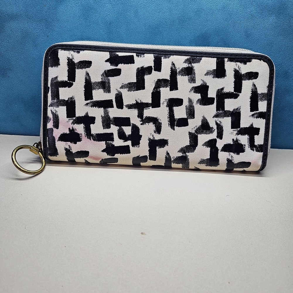 Fossil Black and White Patterned Wallet - Picture 8 of 10